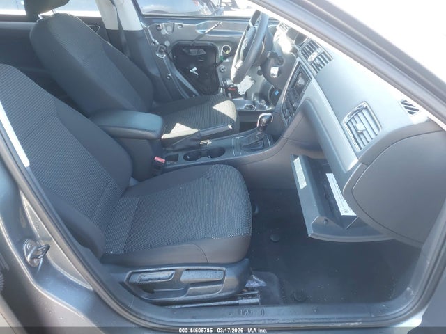 44605785 :رقم المزاد ، 1VWAT7A32GC056556 vin ، 2016 Volkswagen Passat 1.8t S مزاد بيع