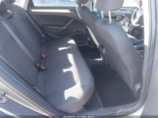 44605785 :رقم المزاد ، 1VWAT7A32GC056556 vin ، 2016 Volkswagen Passat 1.8t S مزاد بيع