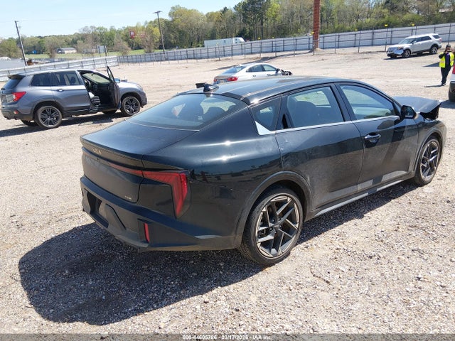 44605786 :رقم المزاد ، 3KPFW4DE8SE139387 vin ، 2025 Kia K4 Gt-line مزاد بيع