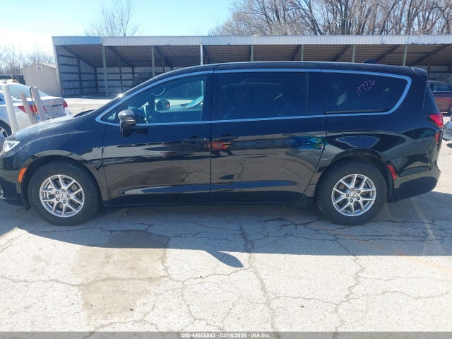 Продаж на аукціоні авто 2025 Chrysler Pacifica Select, vin: 2C4RC1BG6SR507492, номер лоту: 44605843