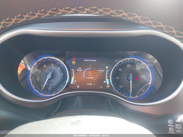 Продаж на аукціоні авто 2025 Chrysler Pacifica Select, vin: 2C4RC1BG6SR507492, номер лоту: 44605843