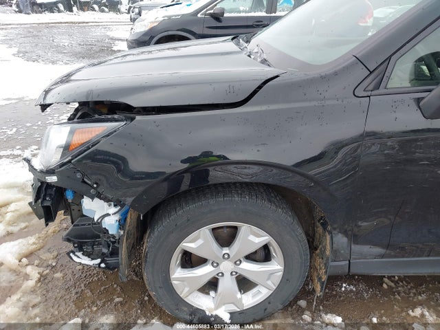Продаж на аукціоні авто 2018 Subaru Forester 2.5i Premium, vin: JF2SJAEC2JH534748, номер лоту: 44605883