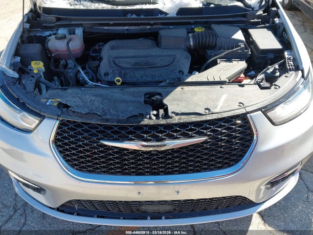 Auction sale of the 2024 Chrysler Pacifica Touring L, vin: 2C4RC1BG3RR173223, lot number: 44605915