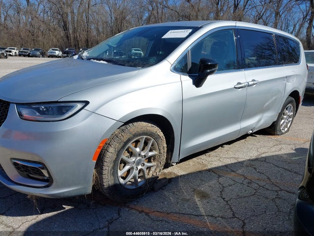 Auction sale of the 2024 Chrysler Pacifica Touring L, vin: 2C4RC1BG3RR173223, lot number: 44605915