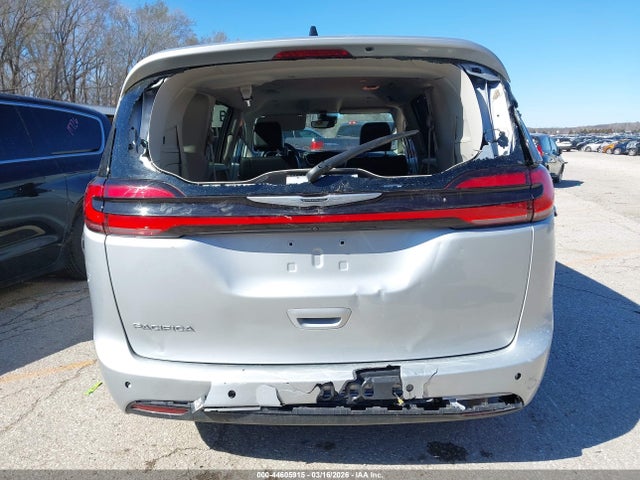 Auction sale of the 2024 Chrysler Pacifica Touring L, vin: 2C4RC1BG3RR173223, lot number: 44605915