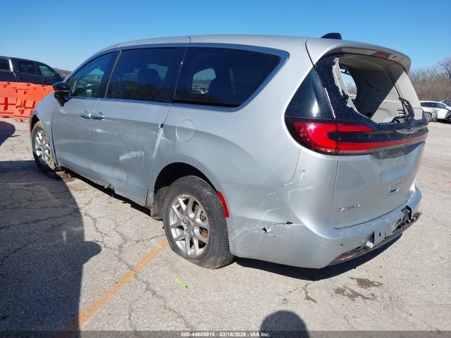 Auction sale of the 2024 Chrysler Pacifica Touring L, vin: 2C4RC1BG3RR173223, lot number: 44605915