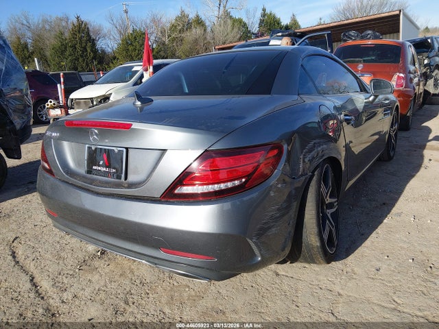 44605923 :رقم المزاد ، W1KPK3JA7LF172907 vin ، 2020 Mercedes-benz Slc 300 مزاد بيع