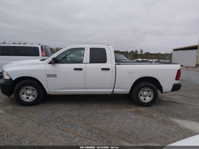 1C6RR6FGXHS835793 RAM 1500 Tradesman 4x2 6&#039;4 Box