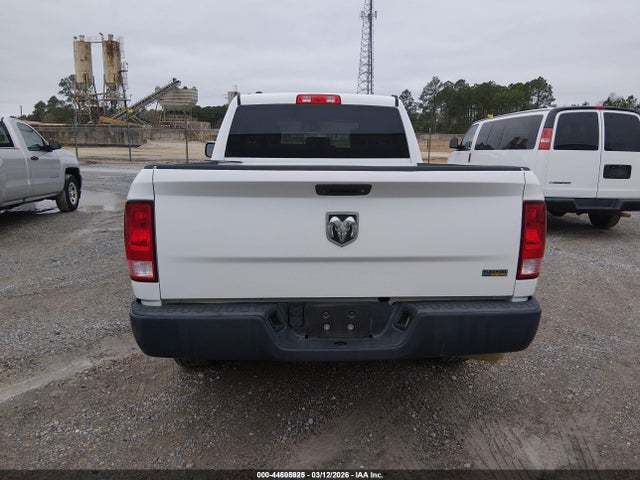 1C6RR6FGXHS835793 RAM 1500 Tradesman 4x2 6&#039;4 Box
