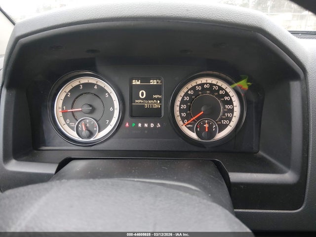 1C6RR6FGXHS835793 RAM 1500 Tradesman 4x2 6&#039;4 Box