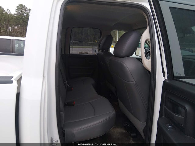 1C6RR6FGXHS835793 RAM 1500 Tradesman 4x2 6&#039;4 Box