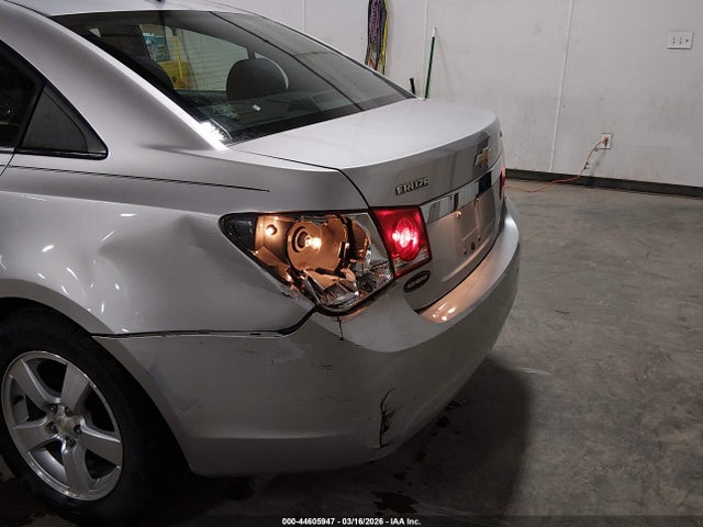 44605947 :رقم المزاد ، 1G1PC5SB7E7323809 vin ، 2014 Chevrolet Cruze 1lt Auto مزاد بيع