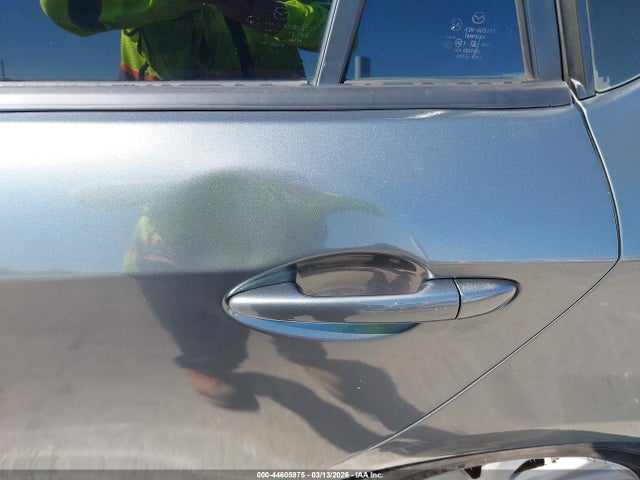 44605975 :رقم المزاد ، JM1BL1L73C1673684 vin ، 2012 Mazda Mazda3 I Touring مزاد بيع