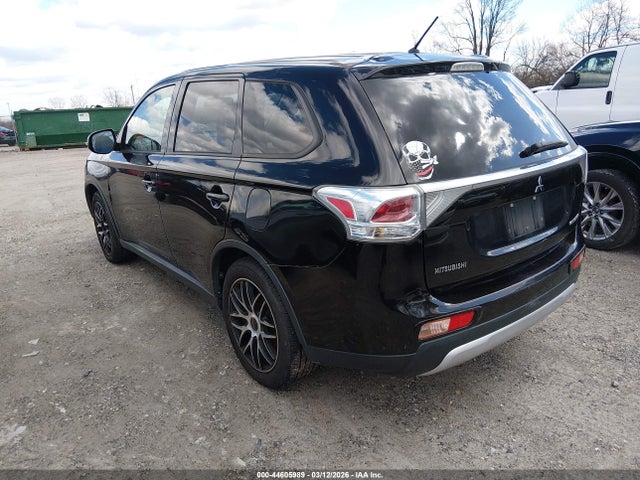 2015 MITSUBISHI OUTLANDER JA4AD3A36FZ009075 Photo 2