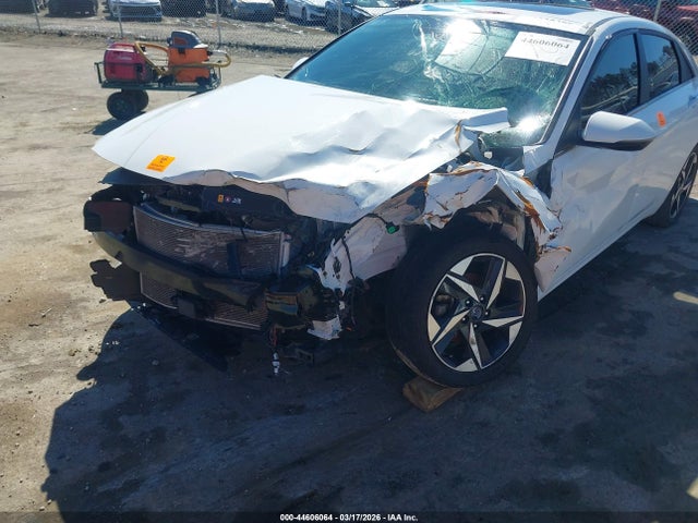 5NPLP4AGXPH112166 Hyundai Elantra Limited