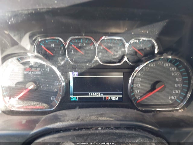 44606121 :رقم المزاد ، 1GCRCREC0FZ305086 vin ، 2015 Chevrolet Silverado 1500 2lt مزاد بيع