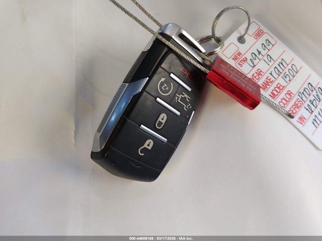 2019 RAM 1500 1C6SRFJT3KN636869 Photo 10