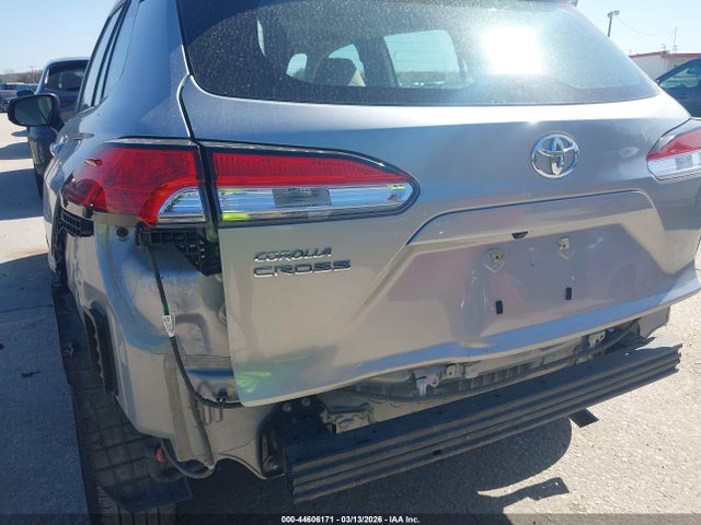 7MUAAAAGXRV089322 Toyota Corolla Cross L