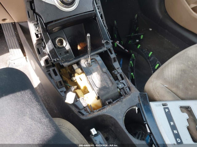 2011 HYUNDAI ELANTRA 5NPDH4AE9BH025125 Photo 5