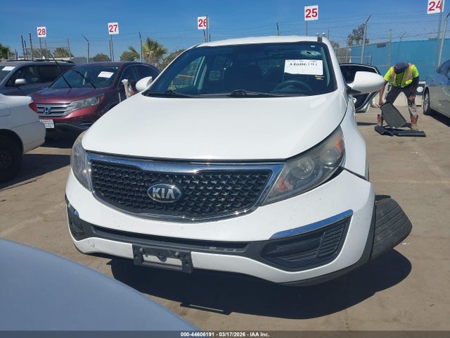 Auction sale of the 2015 Kia Sportage Lx, vin: KNDPBCAC9F7793902, lot number: 44606191