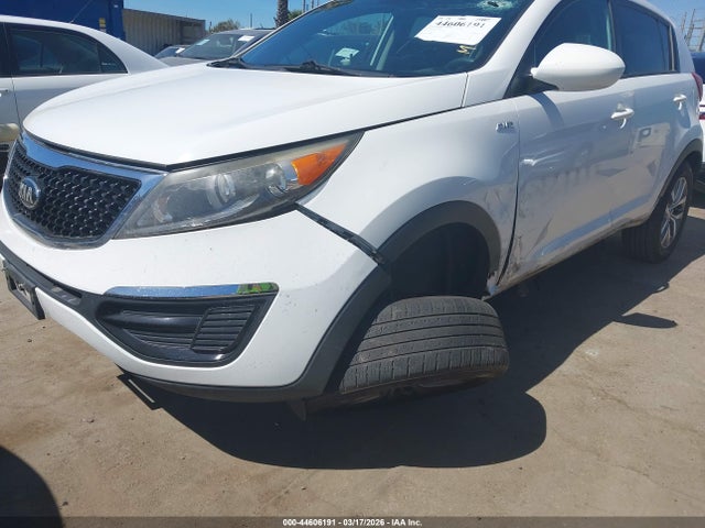 Auction sale of the 2015 Kia Sportage Lx, vin: KNDPBCAC9F7793902, lot number: 44606191