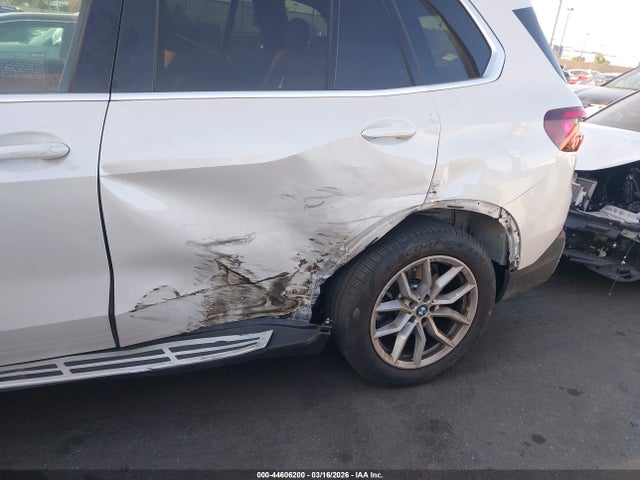 5UXCR4C02P9R27804 BMW X5 Sdrive40i