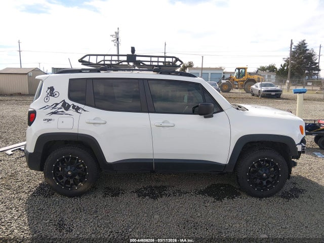 ZACCJBAB8JPH07882 Jeep Renegade Sport 4x4