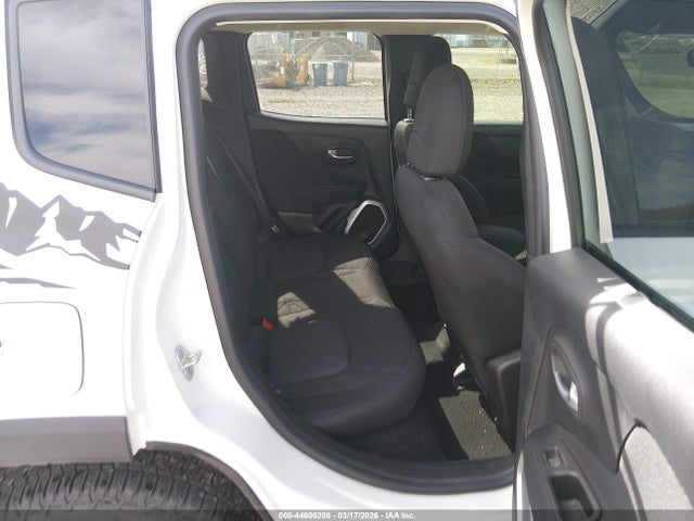 ZACCJBAB8JPH07882 Jeep Renegade Sport 4x4