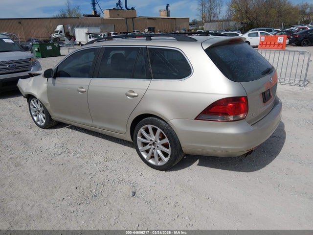 2013 Volkswagen Jetta Sportwagen 2.0l Tdi მანქანა იყიდება აუქციონზე, vin: 3VWPL7AJ0DM624208, აუქციონის ნომერი: 44606217