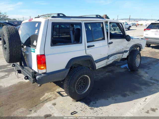 Продажа на аукционе авто 1999 Jeep Cherokee Classic/sport, vin: 1J4FT68S6XL674845, номер лота: 44606231