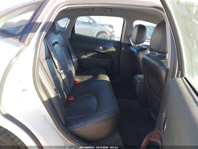 44606237 :رقم المزاد ، 2G4WD552871110536 vin ، 2007 Buick Lacrosse Cxl مزاد بيع