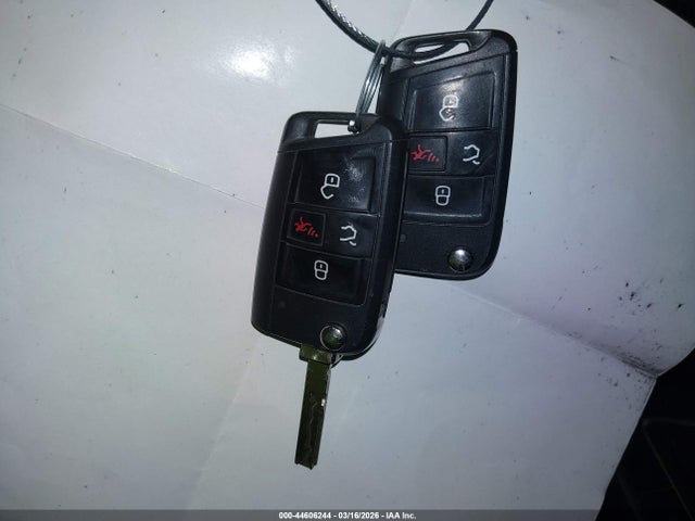 3VWN57BU4KM195517 Volkswagen Jetta 1.4t S