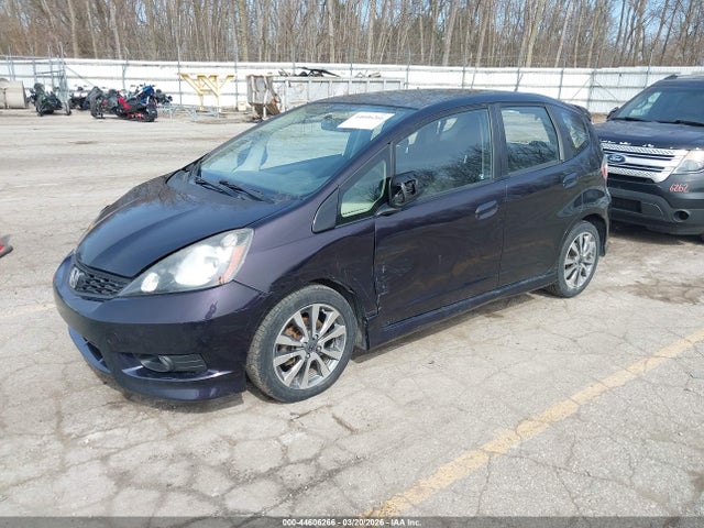 2013 Honda Fit Sport მანქანა იყიდება აუქციონზე, vin: JHMGE8H51DC068356, აუქციონის ნომერი: 44606266