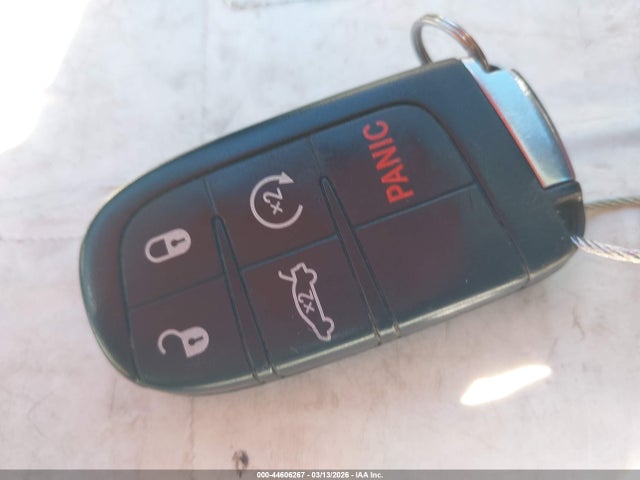 2015 CHRYSLER 300 2C3CCAAG9FH786895 Photo 10