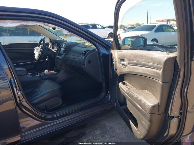 2015 CHRYSLER 300 2C3CCAAG9FH786895 Photo 4