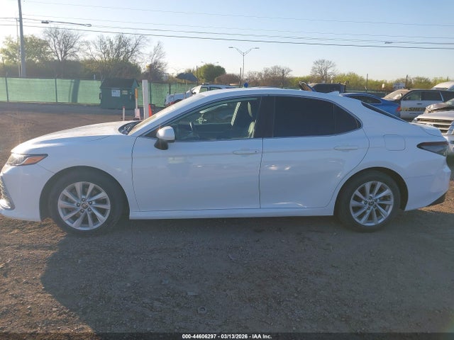 4T1C11AK5MU408794 Toyota CAMRY LE