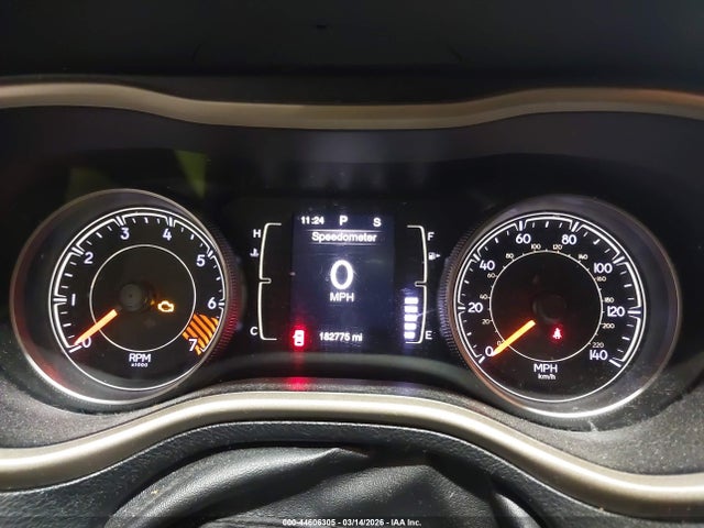 1C4PJLCB9FW747242 Jeep Cherokee Latitude