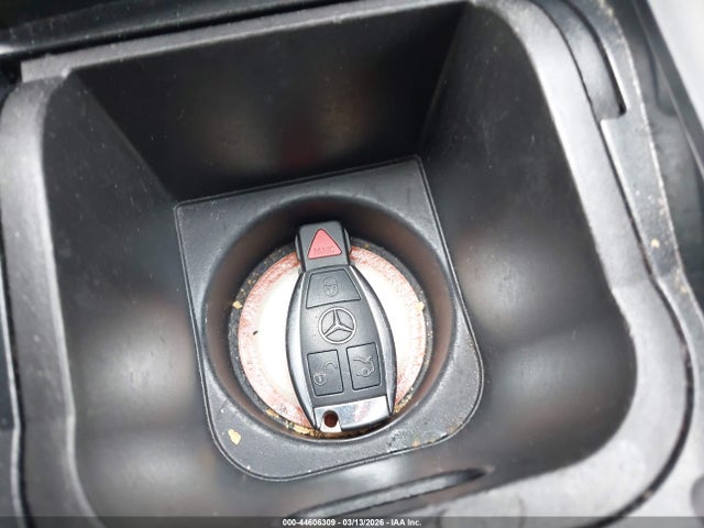 44606309 :رقم المزاد ، WDDSJ4EBXFN218181 vin ، 2015 Mercedes-benz Cla 250 مزاد بيع