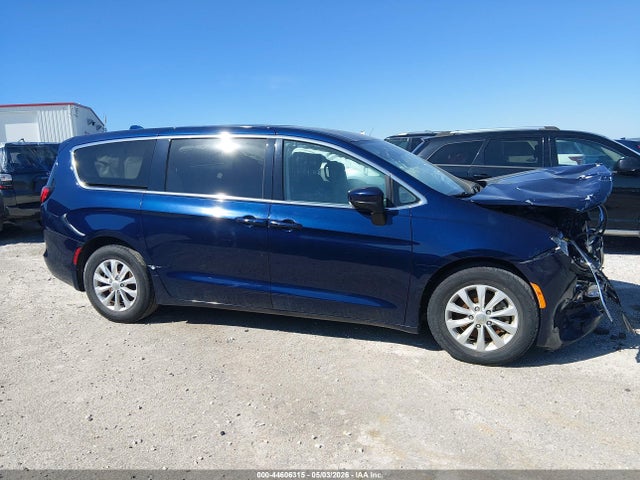 Aukcja sprzedaży 2017 Chrysler Pacifica Touring, vin: 2C4RC1DG2HR512968, numer aukcji: 44606315