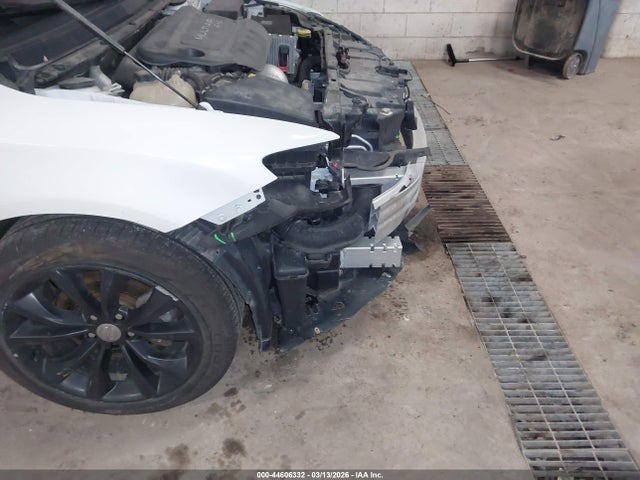 Продажа на аукционе авто 2015 Chrysler 200 S, vin: 1C3CCCBB4FN665343, номер лота: 44606332