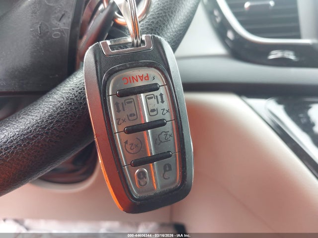 Продаж на аукціоні авто 2020 Chrysler Pacifica Touring, vin: 2C4RC1FG8LR266899, номер лоту: 44606344