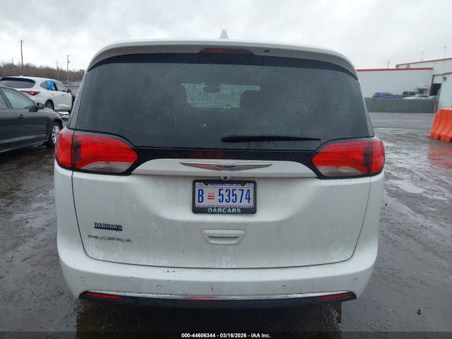 Продаж на аукціоні авто 2020 Chrysler Pacifica Touring, vin: 2C4RC1FG8LR266899, номер лоту: 44606344