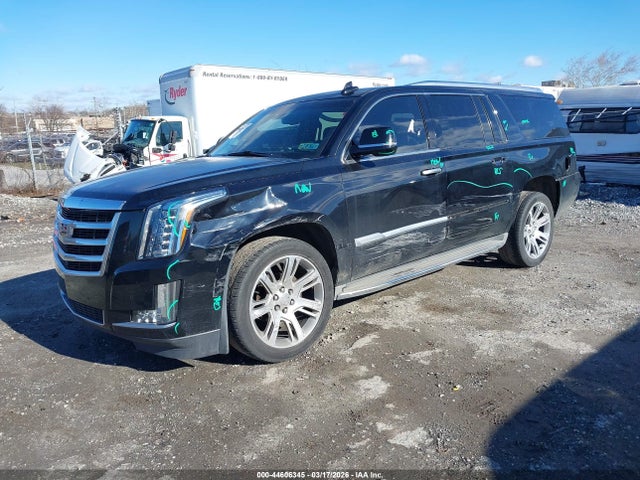 1GYS4SKJ9FR562072 Cadillac Escalade Esv Luxury