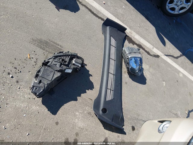 Продаж на аукціоні авто 2023 Tesla Model Y Awd/long Range Dual Motor All-wheel Drive, vin: 7SAYGDEE6PF848277, номер лоту: 44606351