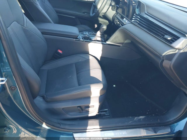 44606394 :رقم المزاد ، 4T1DAACK9SU141870 vin ، 2025 Toyota Camry Xse مزاد بيع