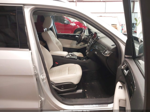 2017 MERCEDES-BENZ GLS 450 4JGDF6EE9HA922484 Photo 4