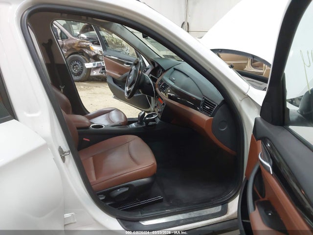 Продажа на аукционе авто 2013 Bmw X1 Xdrive28i, vin: WBAVL1C57DVR89138, номер лота: 44606404