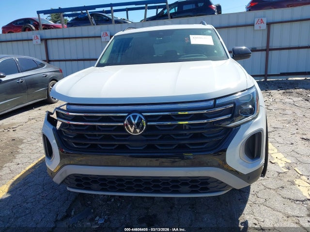 Продажа на аукционе авто 2024 Volkswagen Atlas 2.0t Peak Edition Se W/technology, vin: 1V2CR2CA0RC556841, номер лота: 44606405