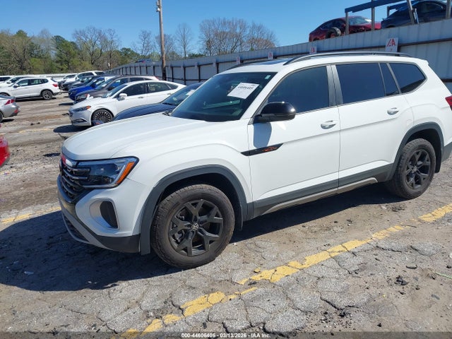Продажа на аукционе авто 2024 Volkswagen Atlas 2.0t Peak Edition Se W/technology, vin: 1V2CR2CA0RC556841, номер лота: 44606405