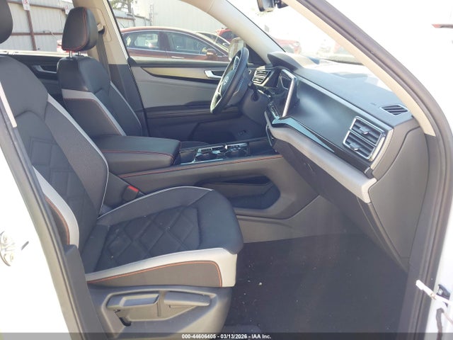 Продажа на аукционе авто 2024 Volkswagen Atlas 2.0t Peak Edition Se W/technology, vin: 1V2CR2CA0RC556841, номер лота: 44606405
